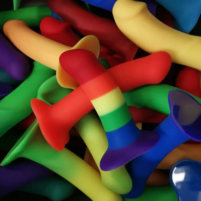 Fun Factory Female Sex Toys AMOR Curved Dildo Sex Toy Special Edition Rainbow by Fun Factory